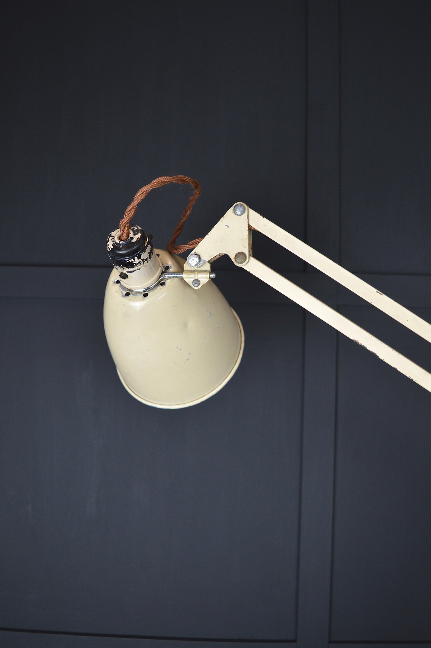Model 1209 Anglepoise trolley lamp