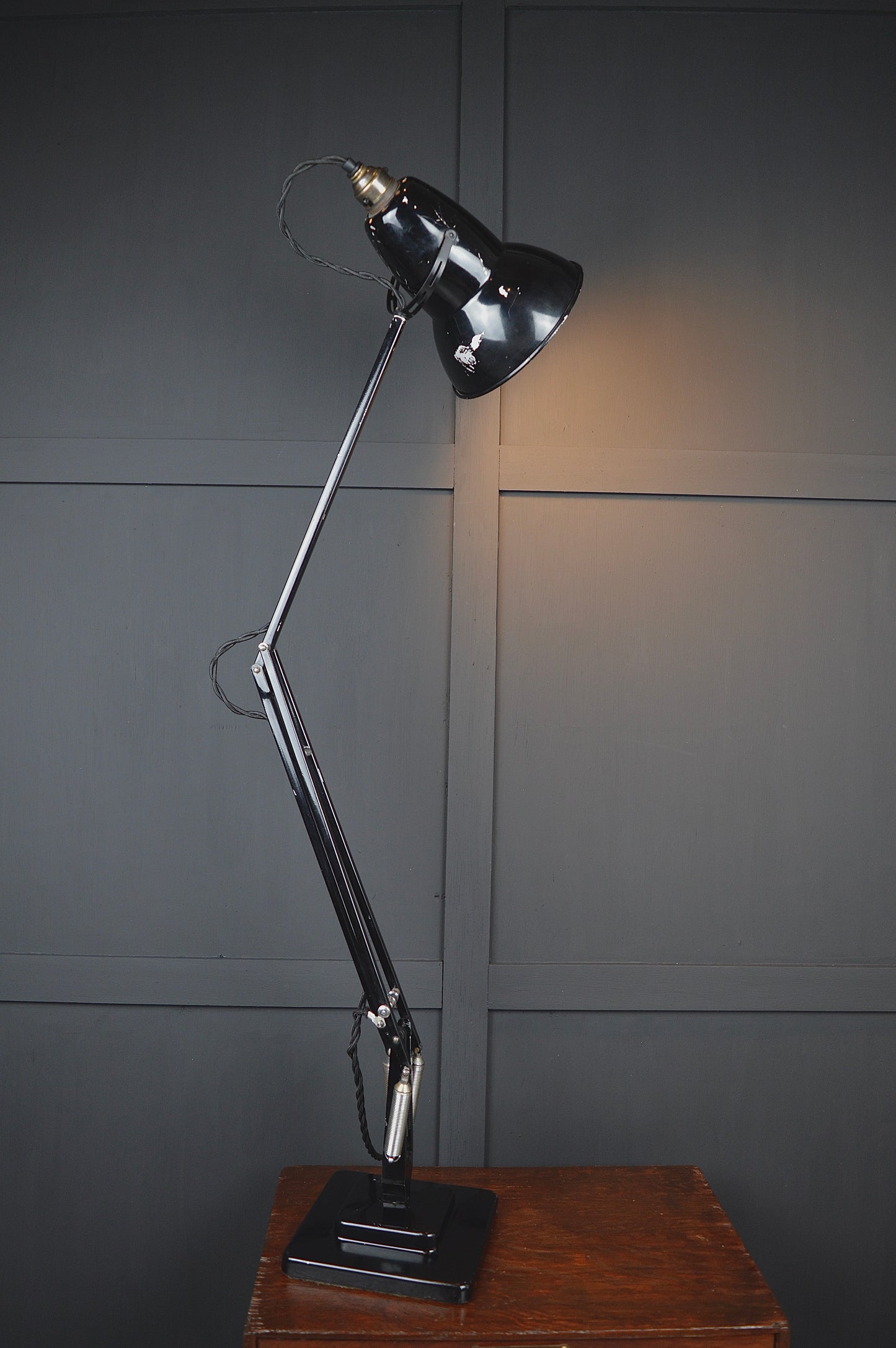 Black Herbert & Terry Model 1227 Anglepoise