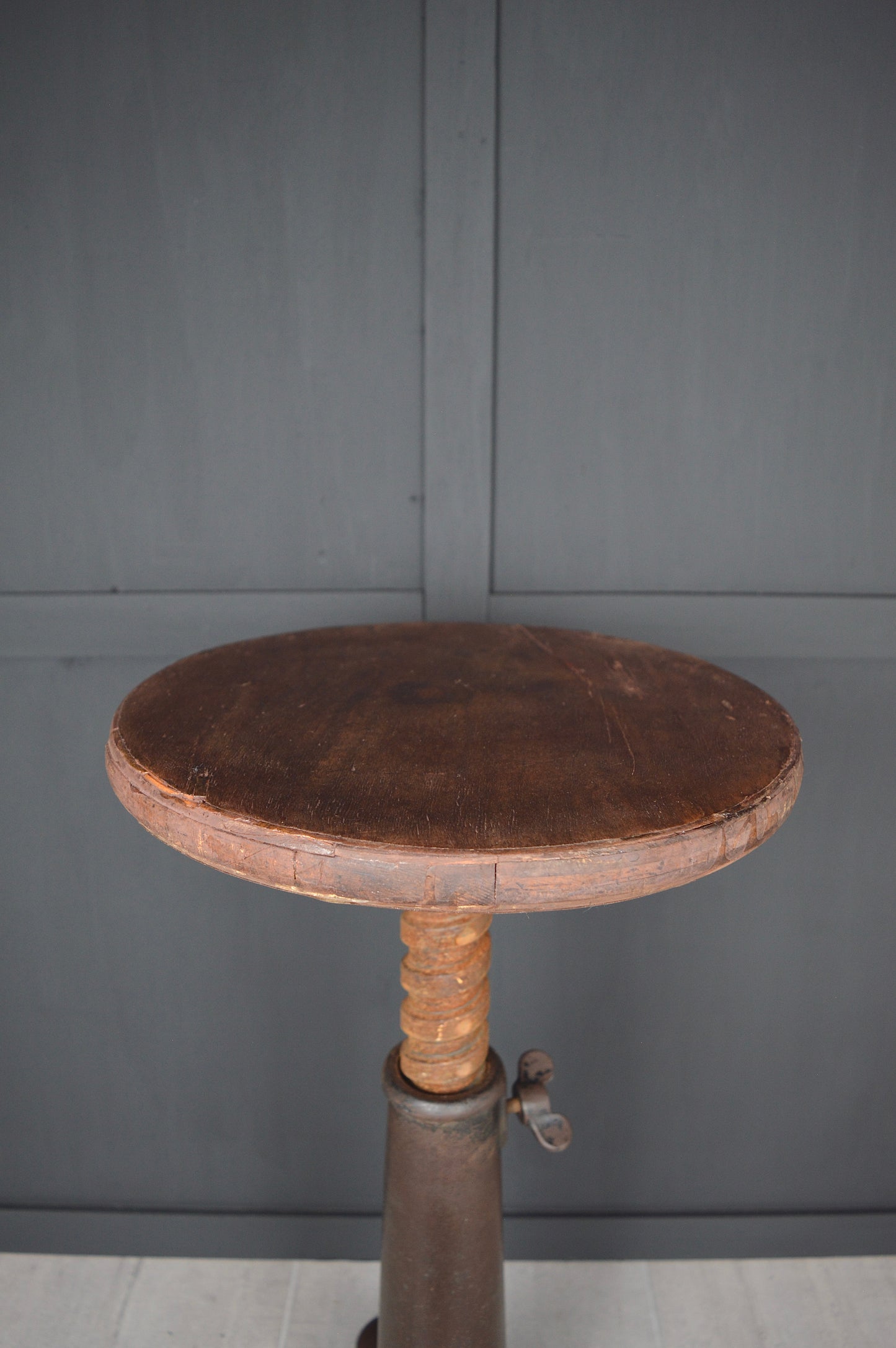 1920s singer cast iron industrial stool