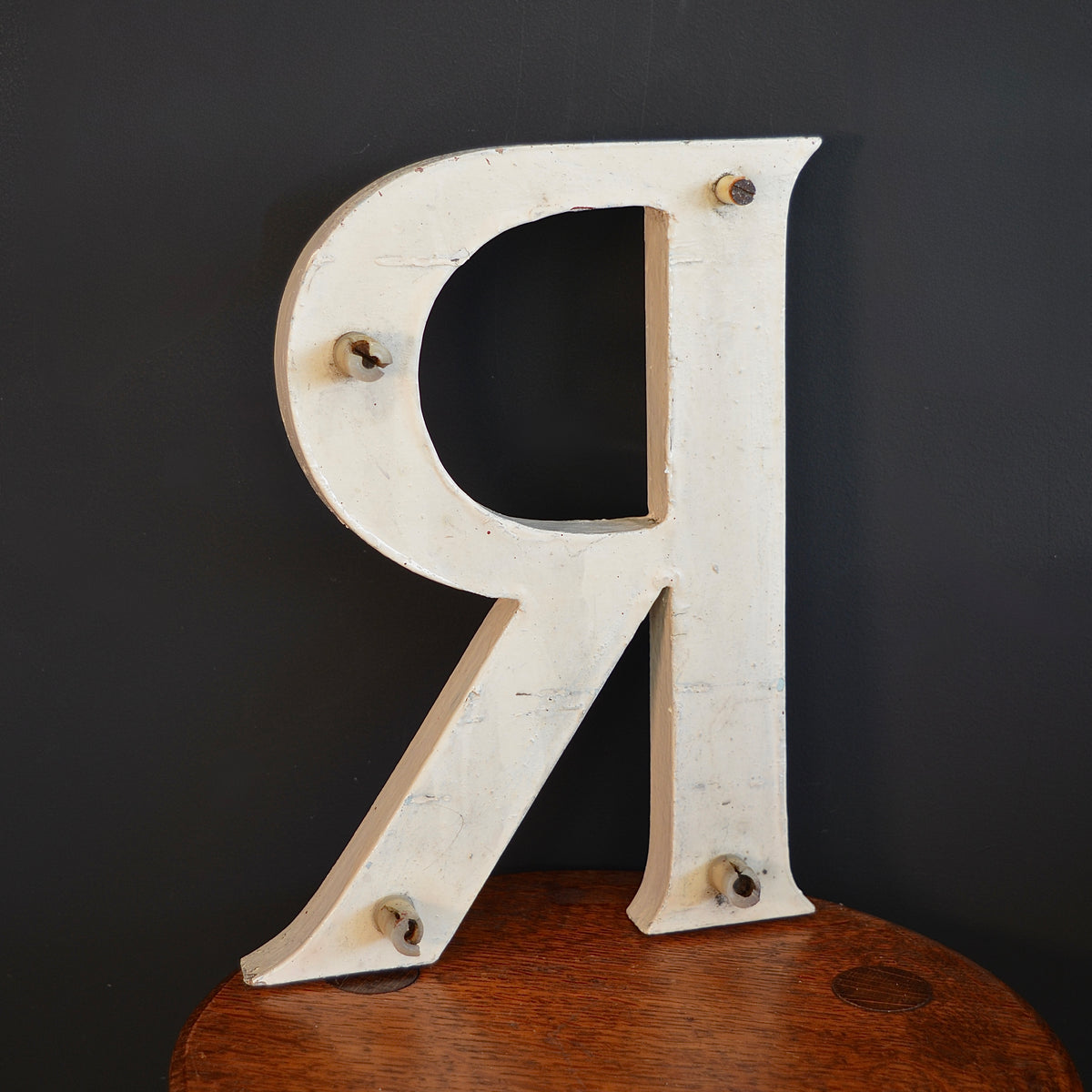 Vintage Wooden letter ‘R’