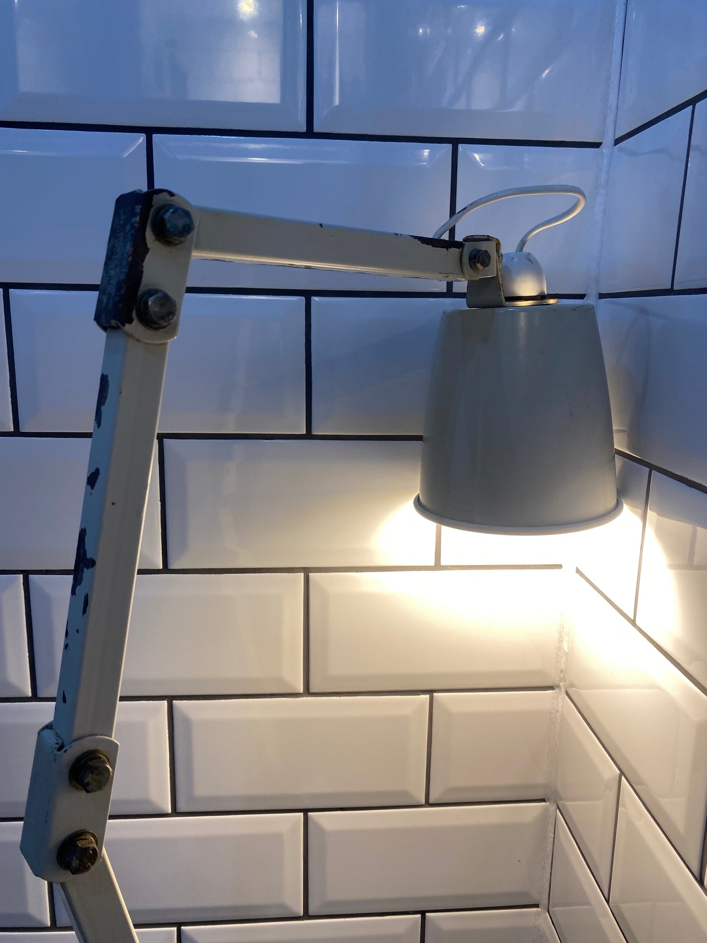Vintage 1950s Memlite Industrial Light