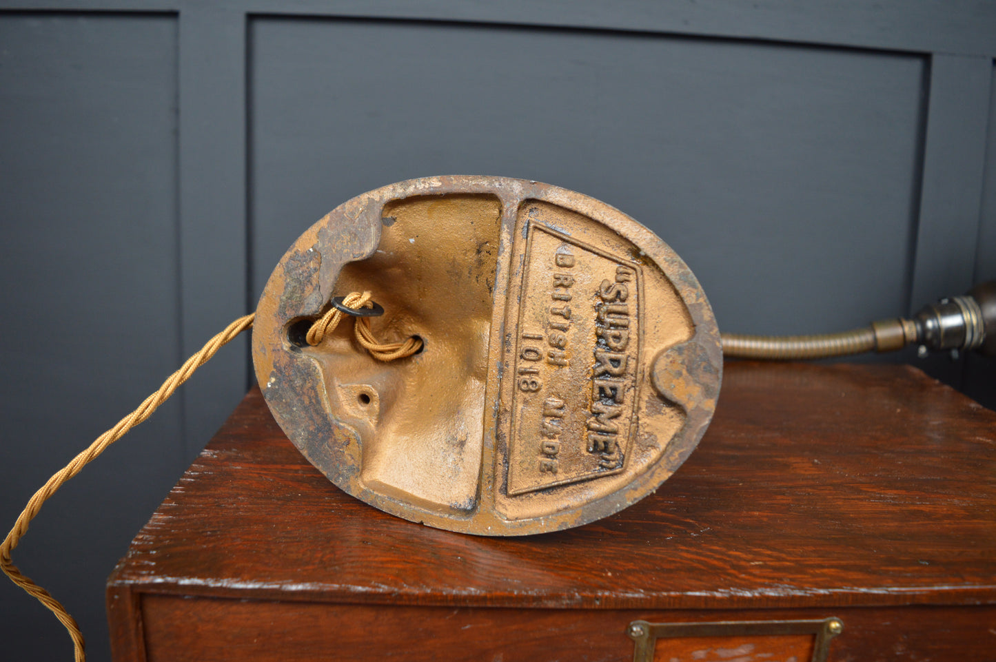 Brass "Supreme" gooseneck lamp