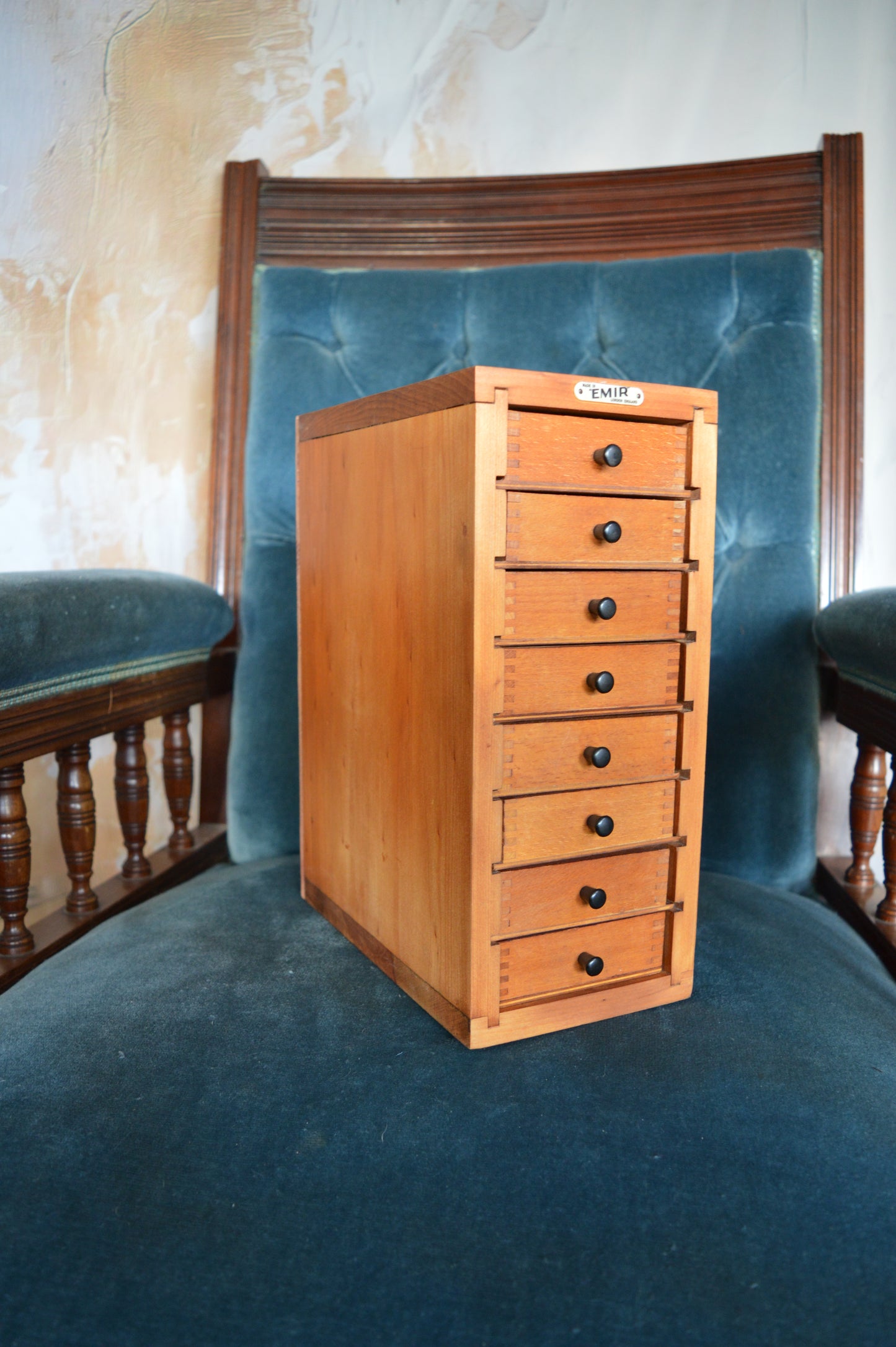 'Emir' of London Drawers