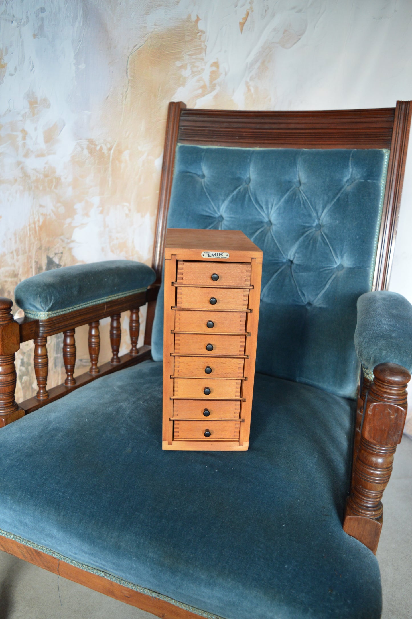 'Emir' of London Drawers