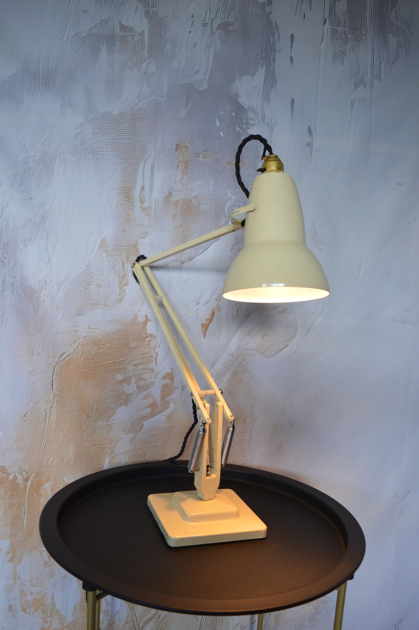 Cream Herbert Terry Anglepoise 1227 Lamp