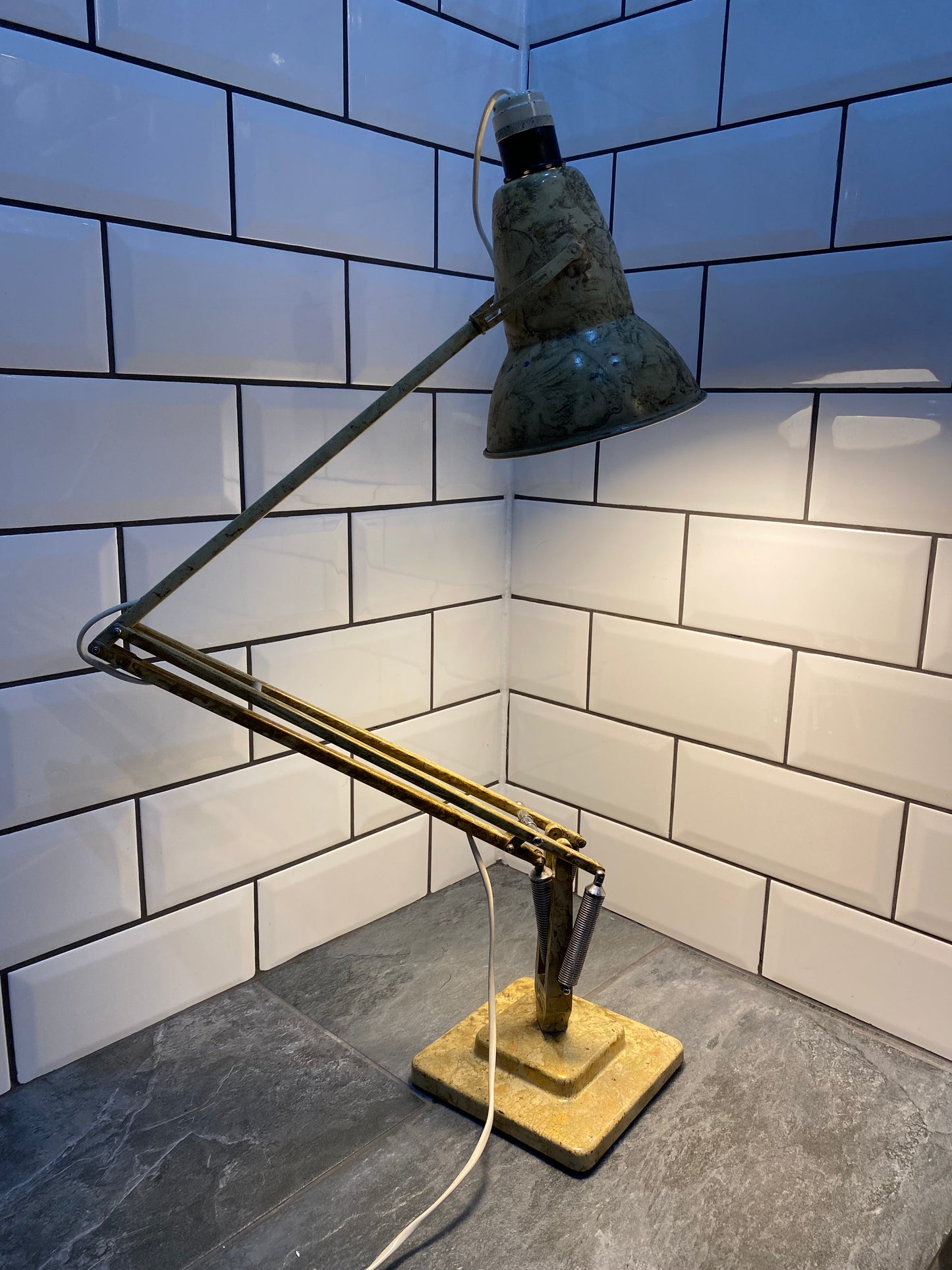 Early 1940s Herbert Terry 2-Step 1227 Anglepoise