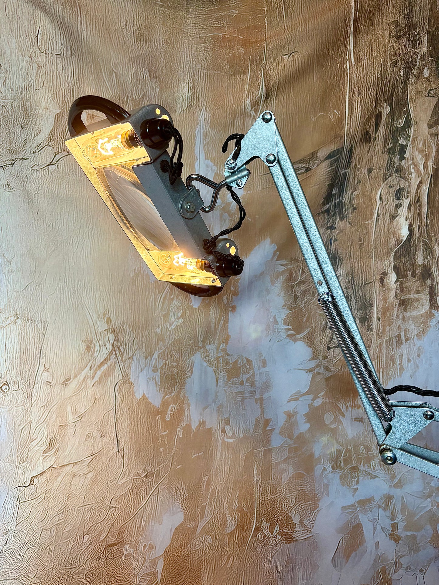 Rare Herbert Terry Magnifiying 1431 Task Lamp