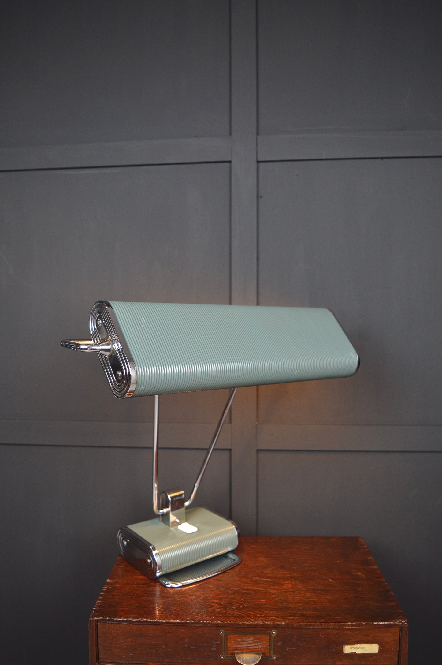 Eileen Grey ‘Jumo 71’ desk lamp