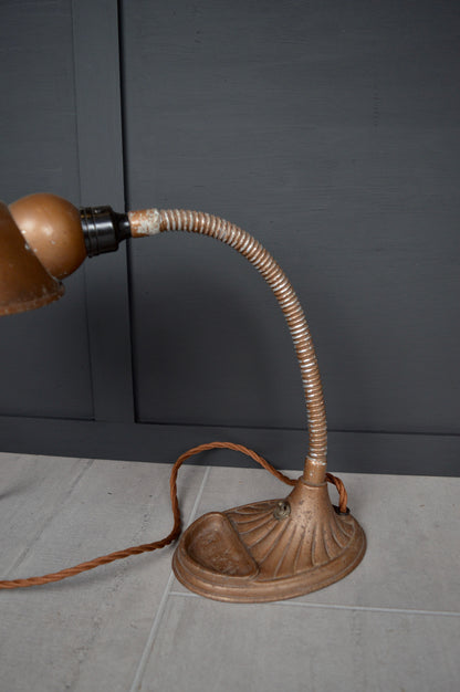 Supreme gooseneck lamp