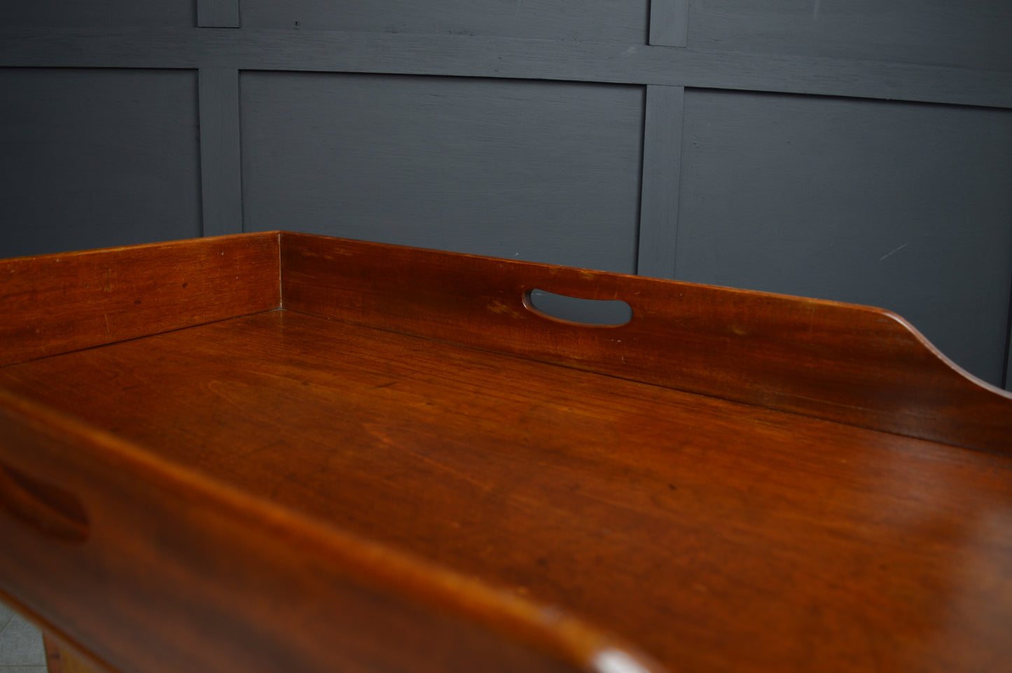 19th Century, Mahogany Georgian Buttlers tray