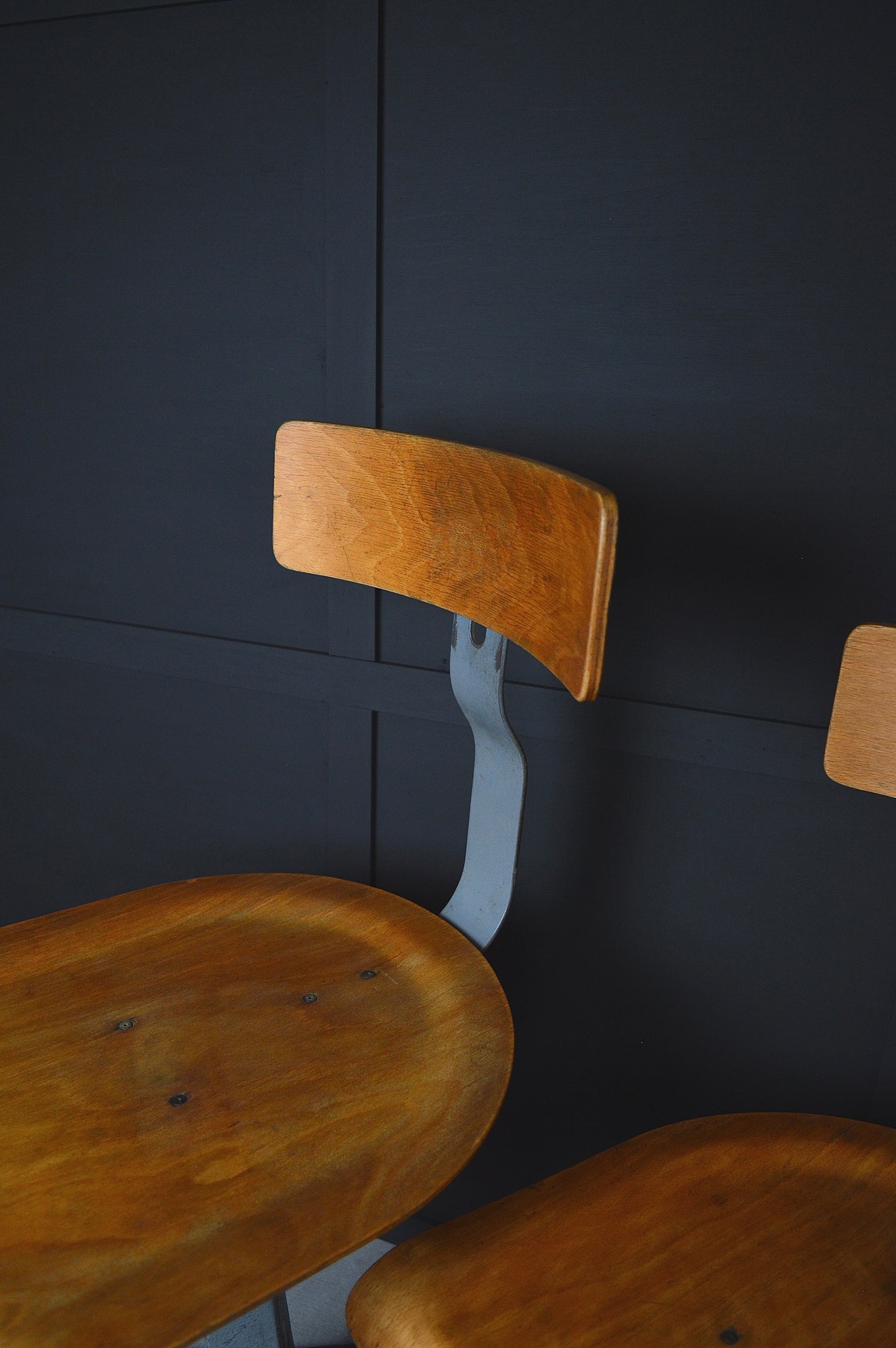 Singer industrial swivel chairs