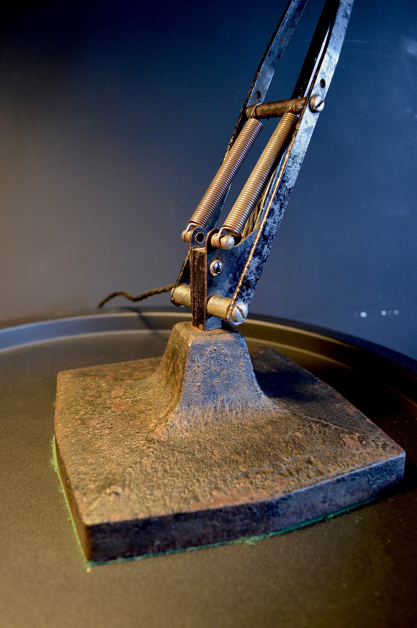 Herbert Terry Model 1273A anglepoise lamp