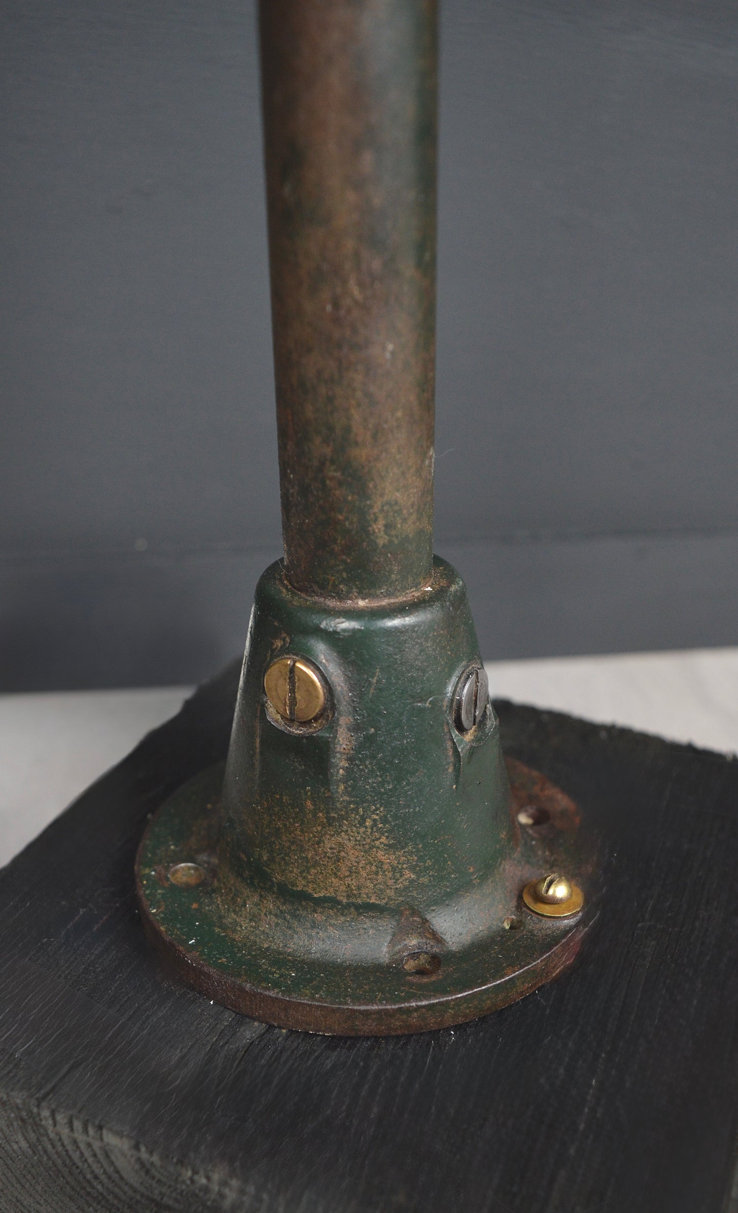 1930s Mek Elek industrial machinists lamp