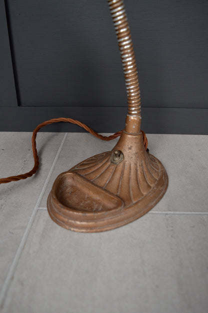 Supreme gooseneck lamp