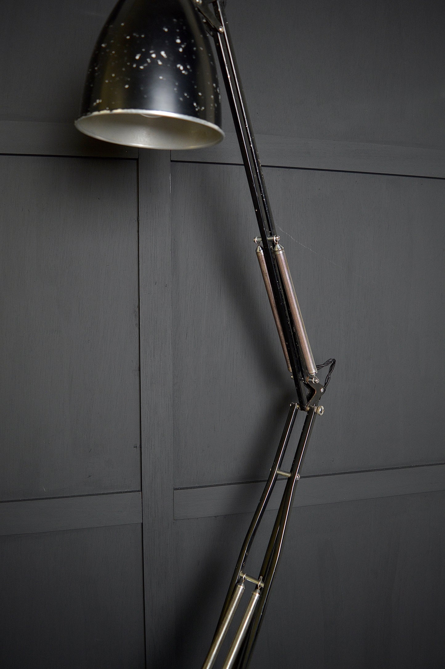 Black Herbert Terry model 1209 anglepoise lamp (Circa 1930s)