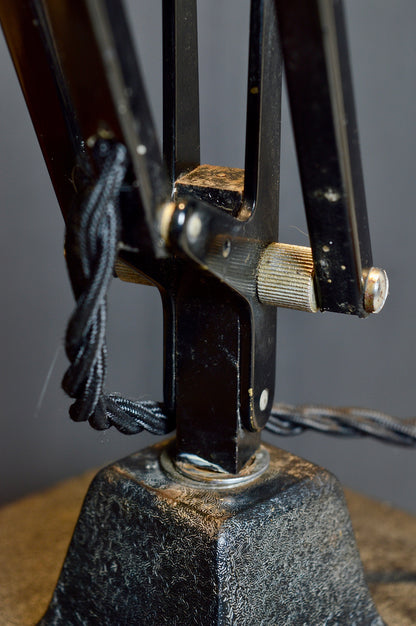 Black Herbert Terry model 1209 anglepoise lamp (Circa 1930s)