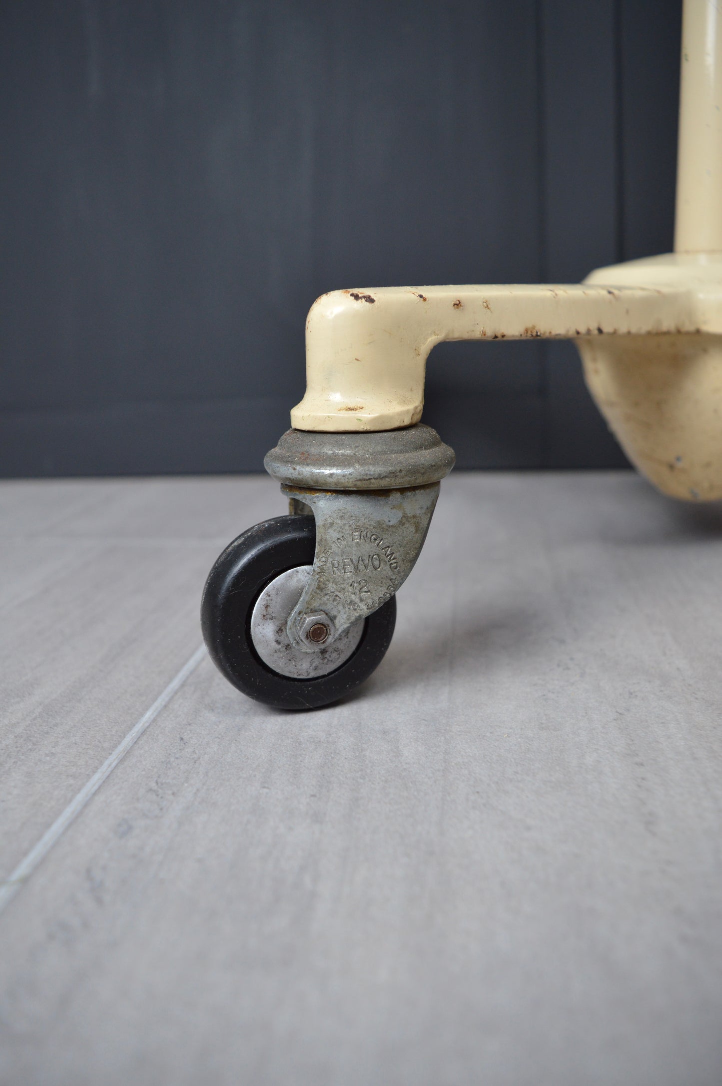 Model 1209 Anglepoise trolley lamp
