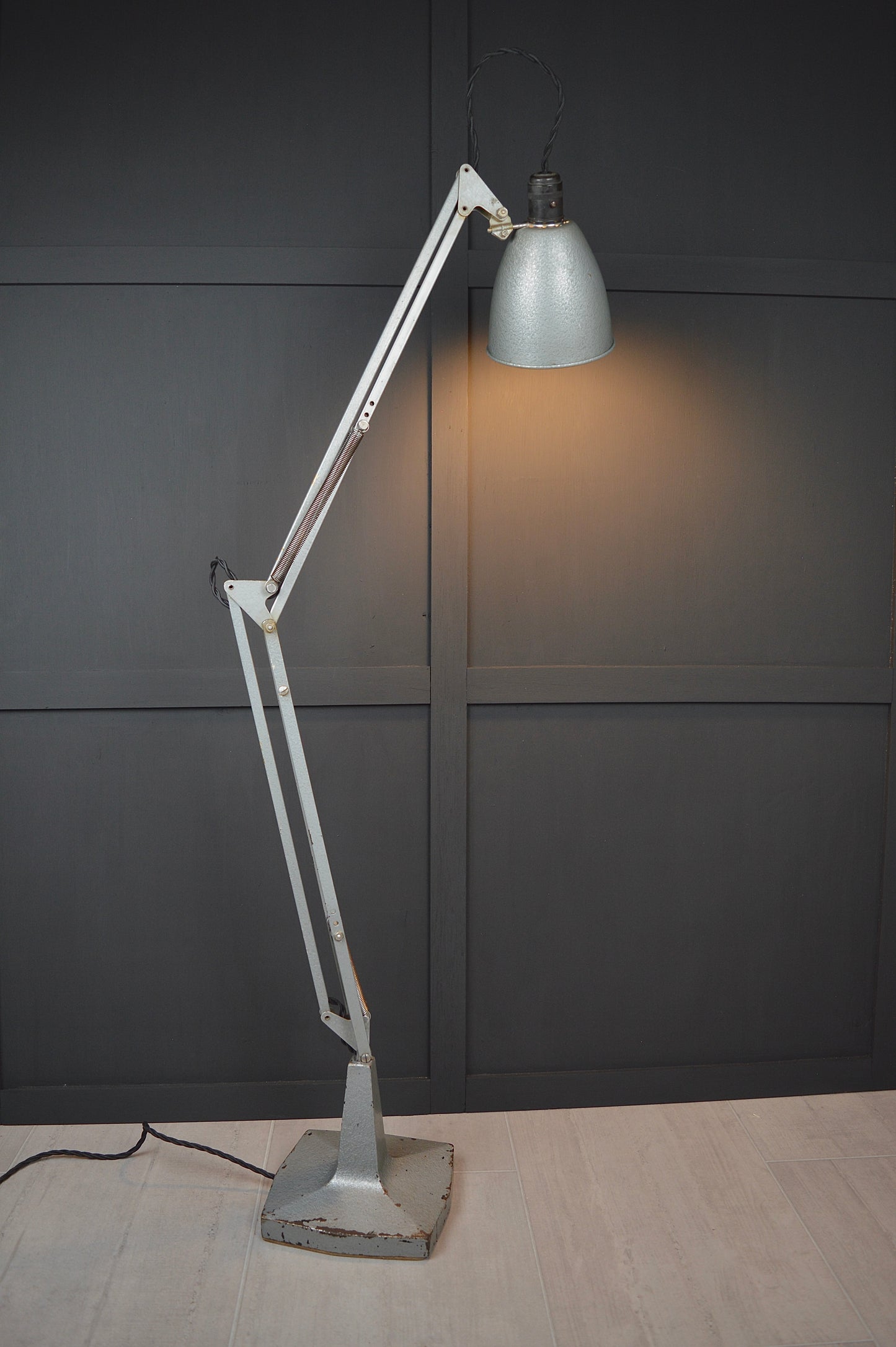 Rare 1930s Herbert Terry model 1208 anglepoise lamp