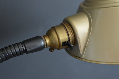 1930s Aladdin MFG Gooseneck lamp