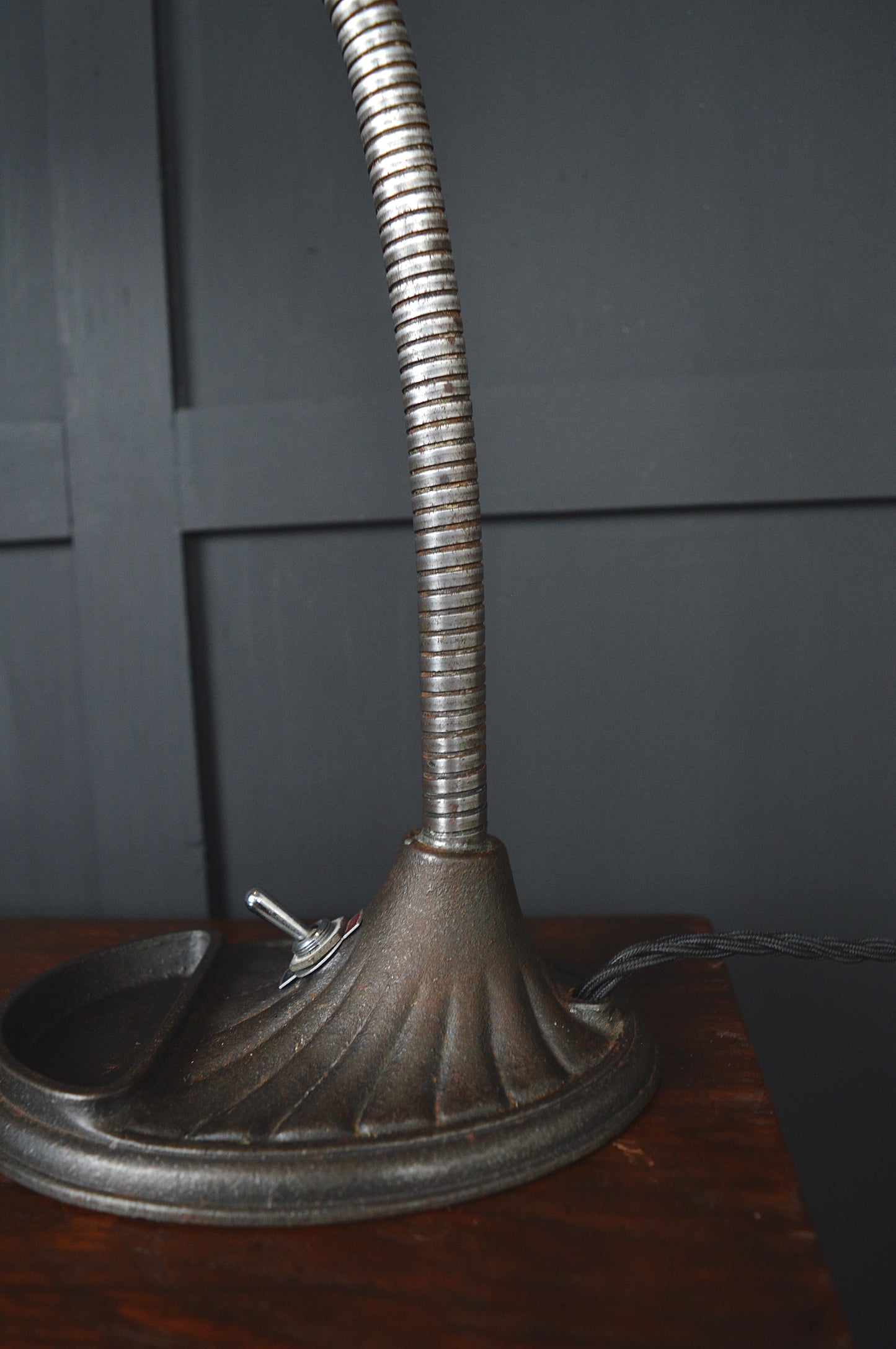 1930s “Supreme" gooseneck lamp