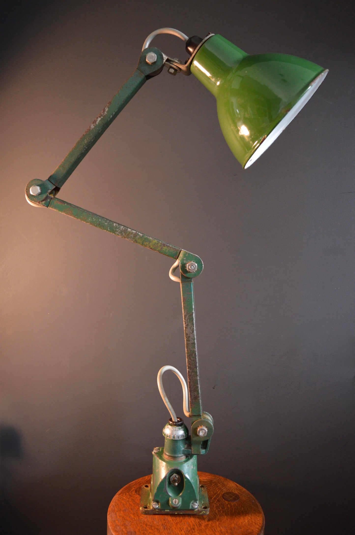 1940s EDL 3-arm machinist/work lamp