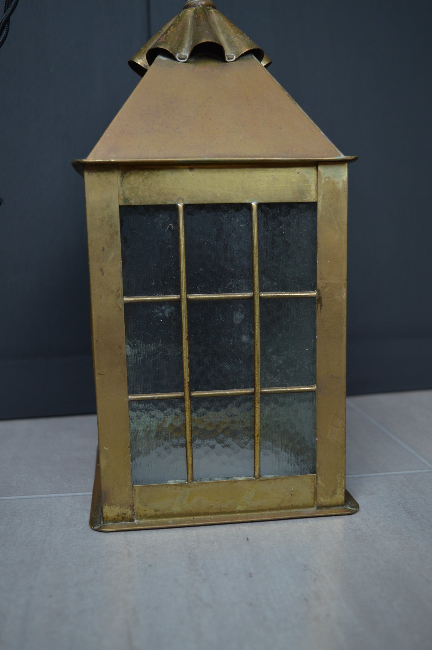 Arts & crafts Glazed brass hall lantern