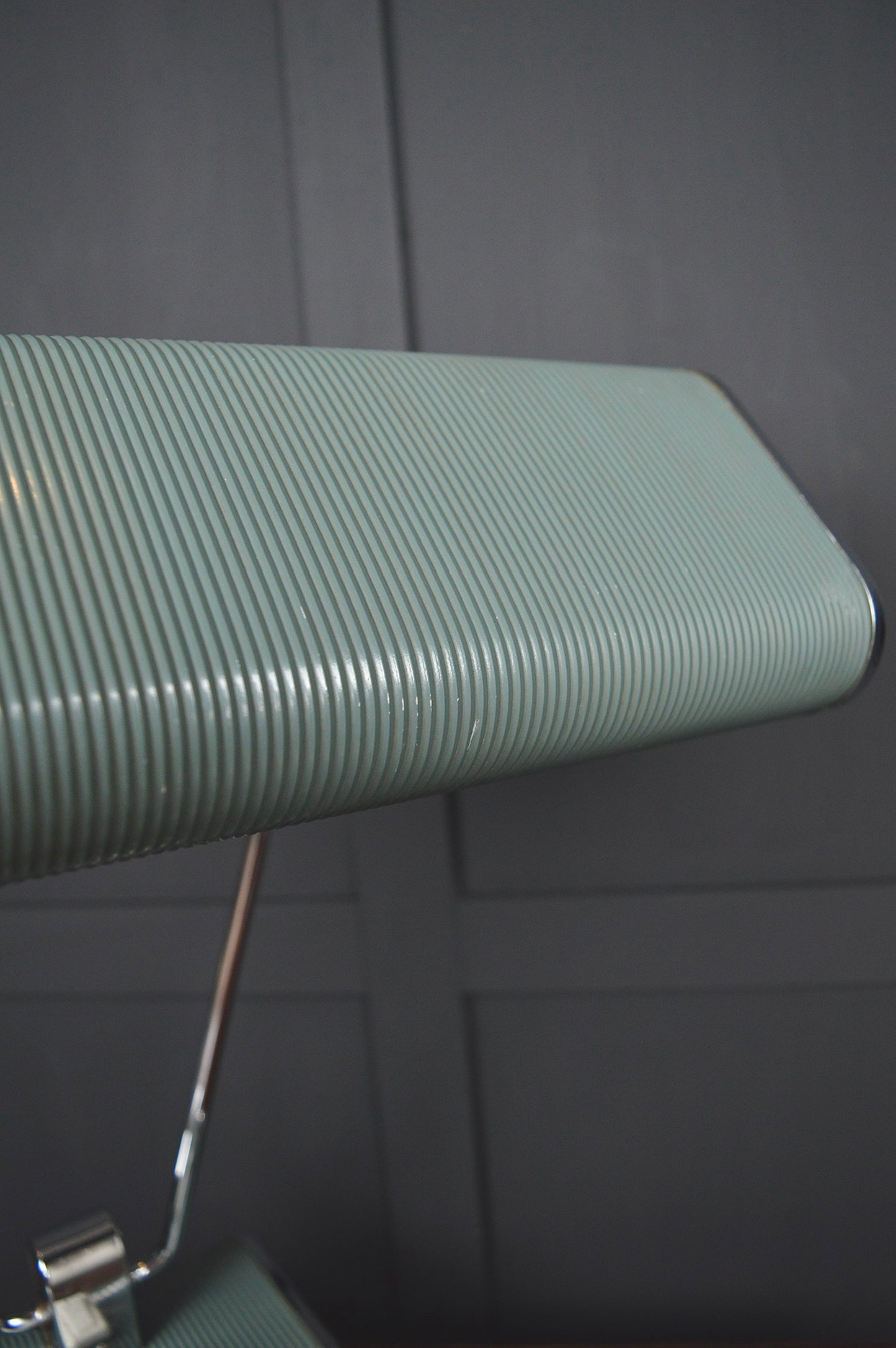 Eileen Grey ‘Jumo 71’ desk lamp