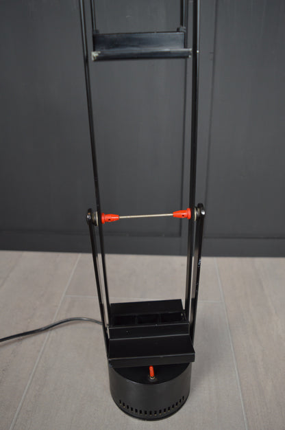 Tizio desk lamp