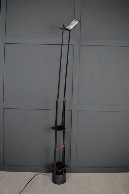Tizio desk lamp
