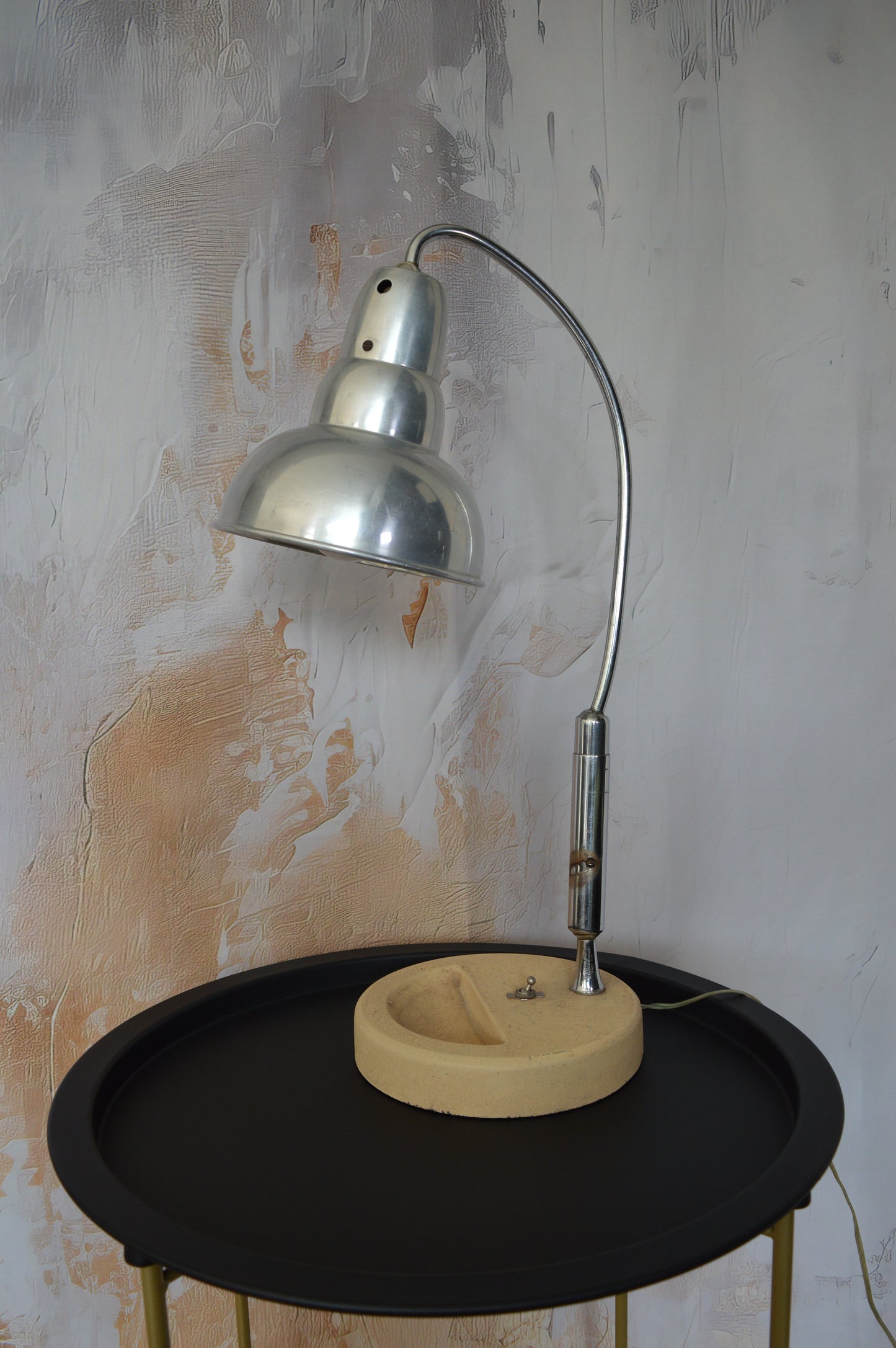 Cream base 'Multilight' desk Lamp