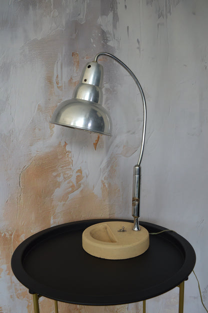 Cream base 'Multilight' desk Lamp