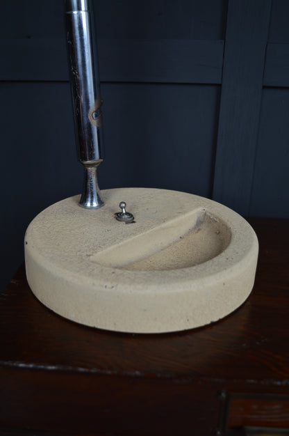 Cream base 'Multilight' desk Lamp