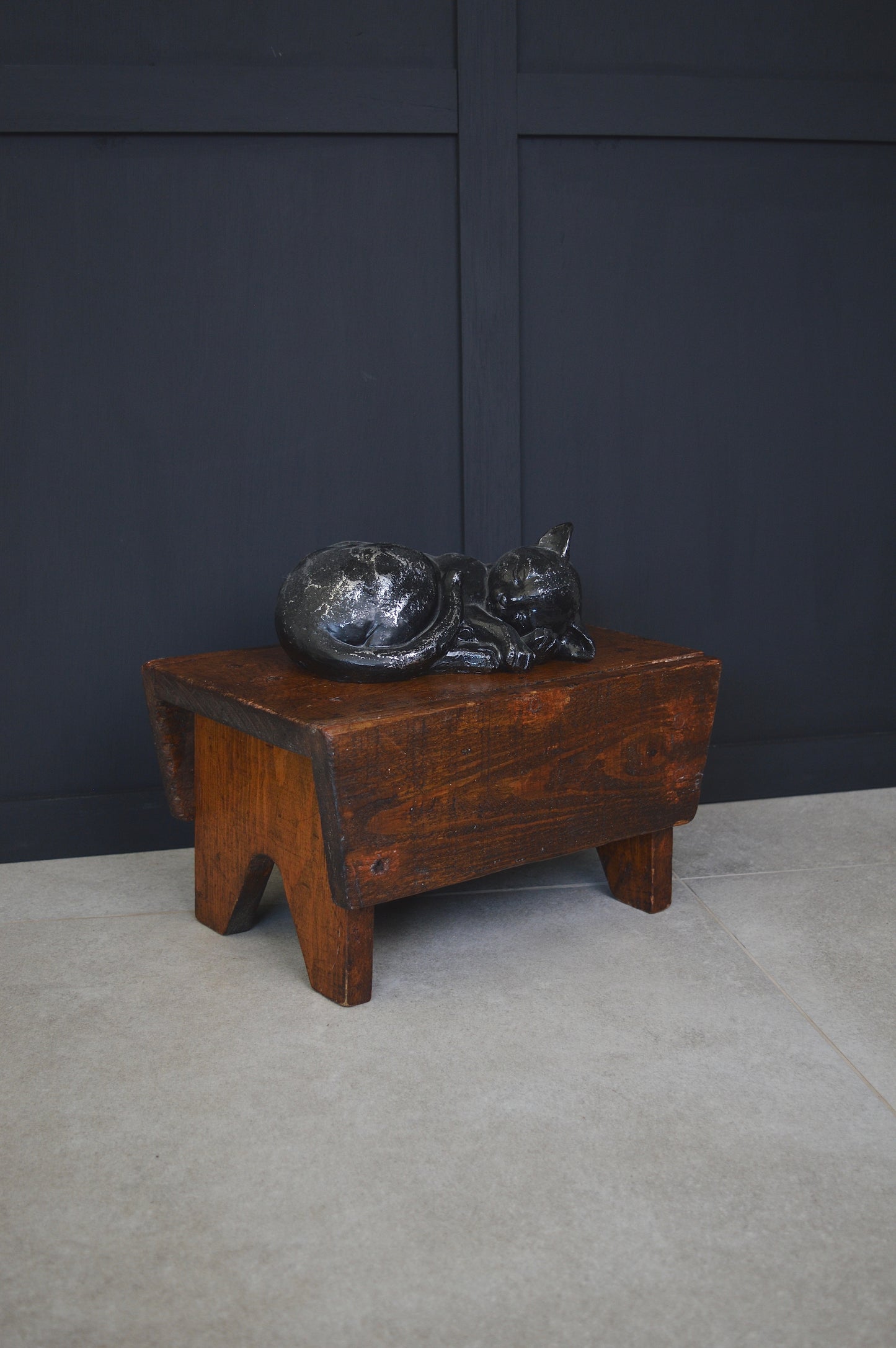 19th century Scottish vernacular “creepie” stool