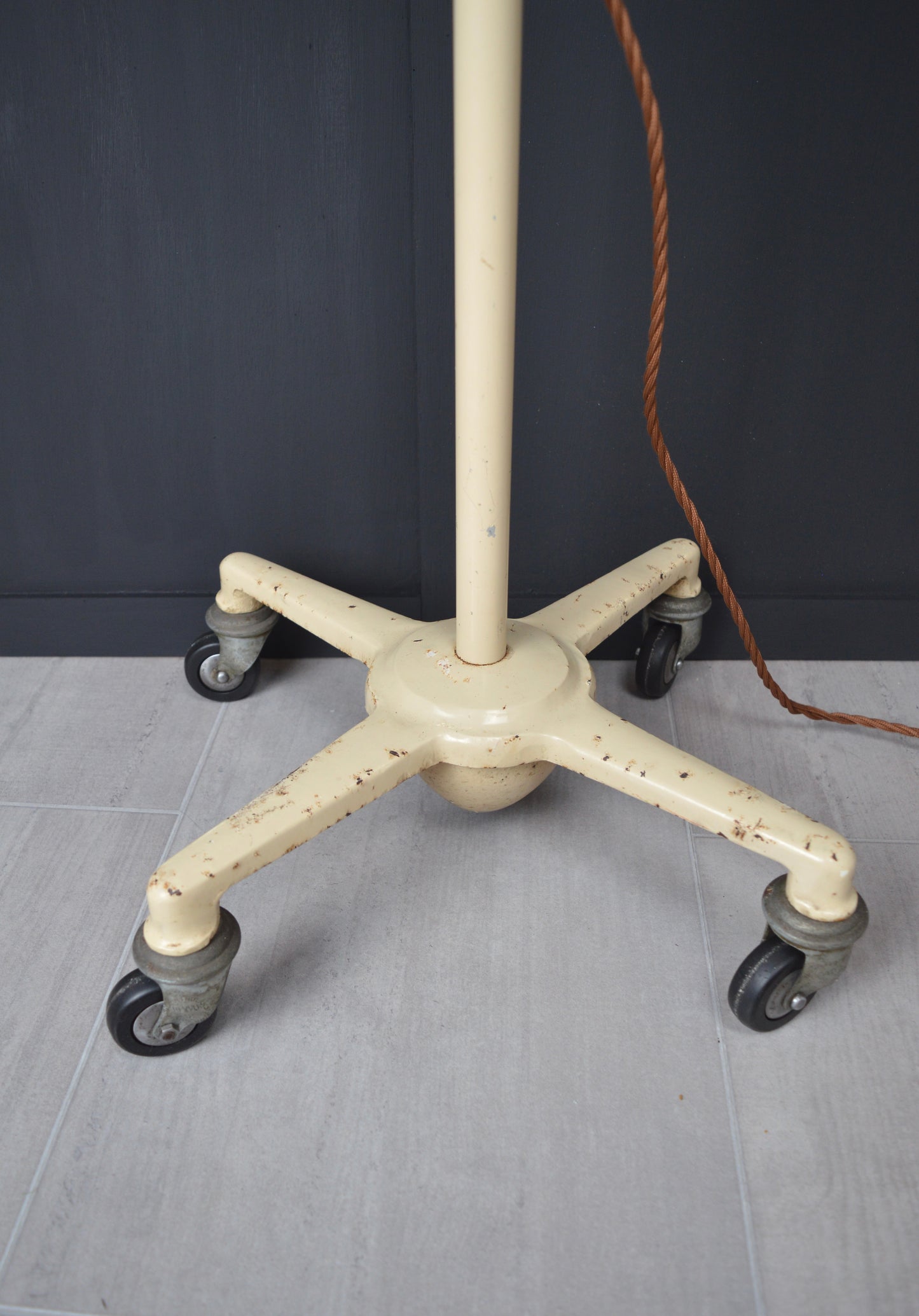 Model 1209 Anglepoise trolley lamp