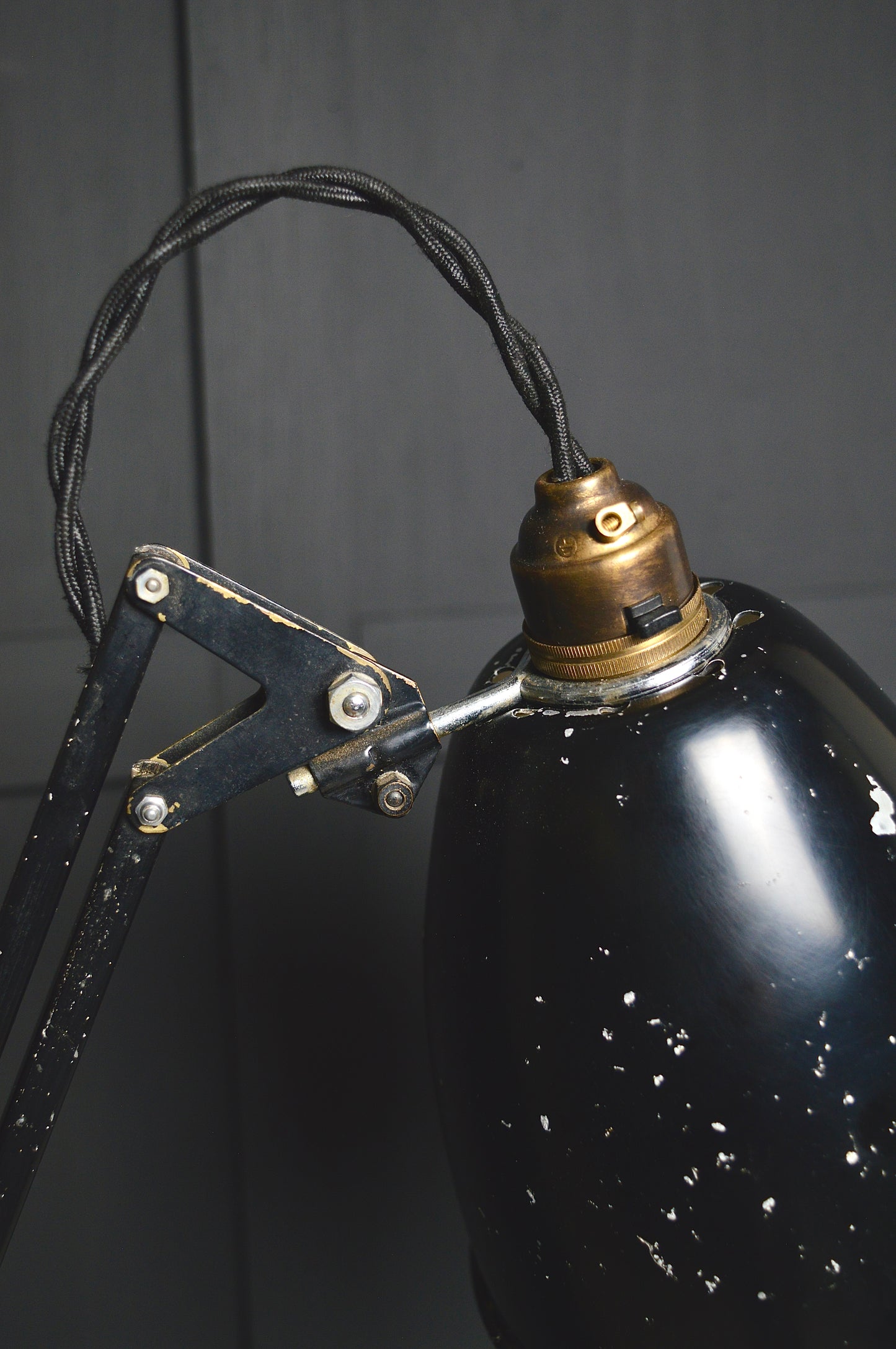 Black Herbert Terry model 1209 anglepoise lamp (Circa 1930s)