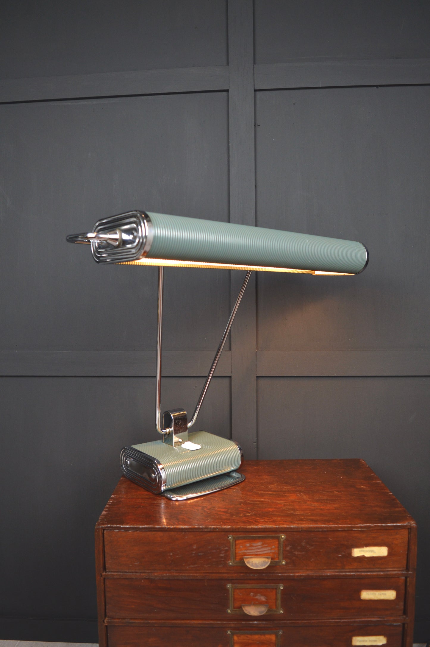 Eileen Grey ‘Jumo 71’ desk lamp