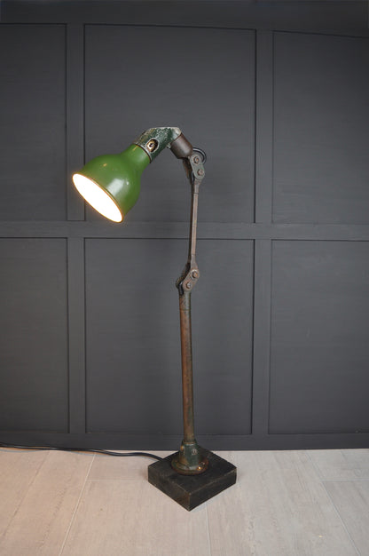 1930s Mek Elek industrial machinists lamp