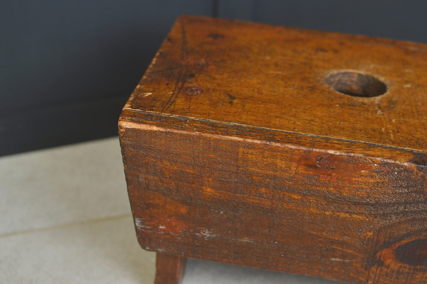 19th century Scottish vernacular “creepie” stool