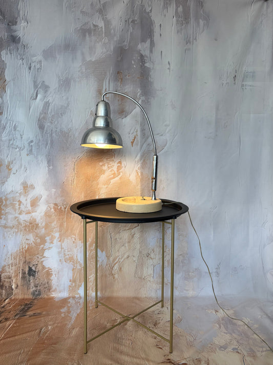 Cream base 'Multilight' desk Lamp