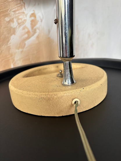 Cream base 'Multilight' desk Lamp